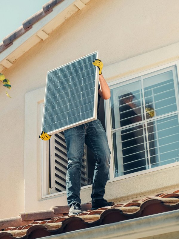 Rénovation d'ampleur : explorez les avantages des panneaux solaires